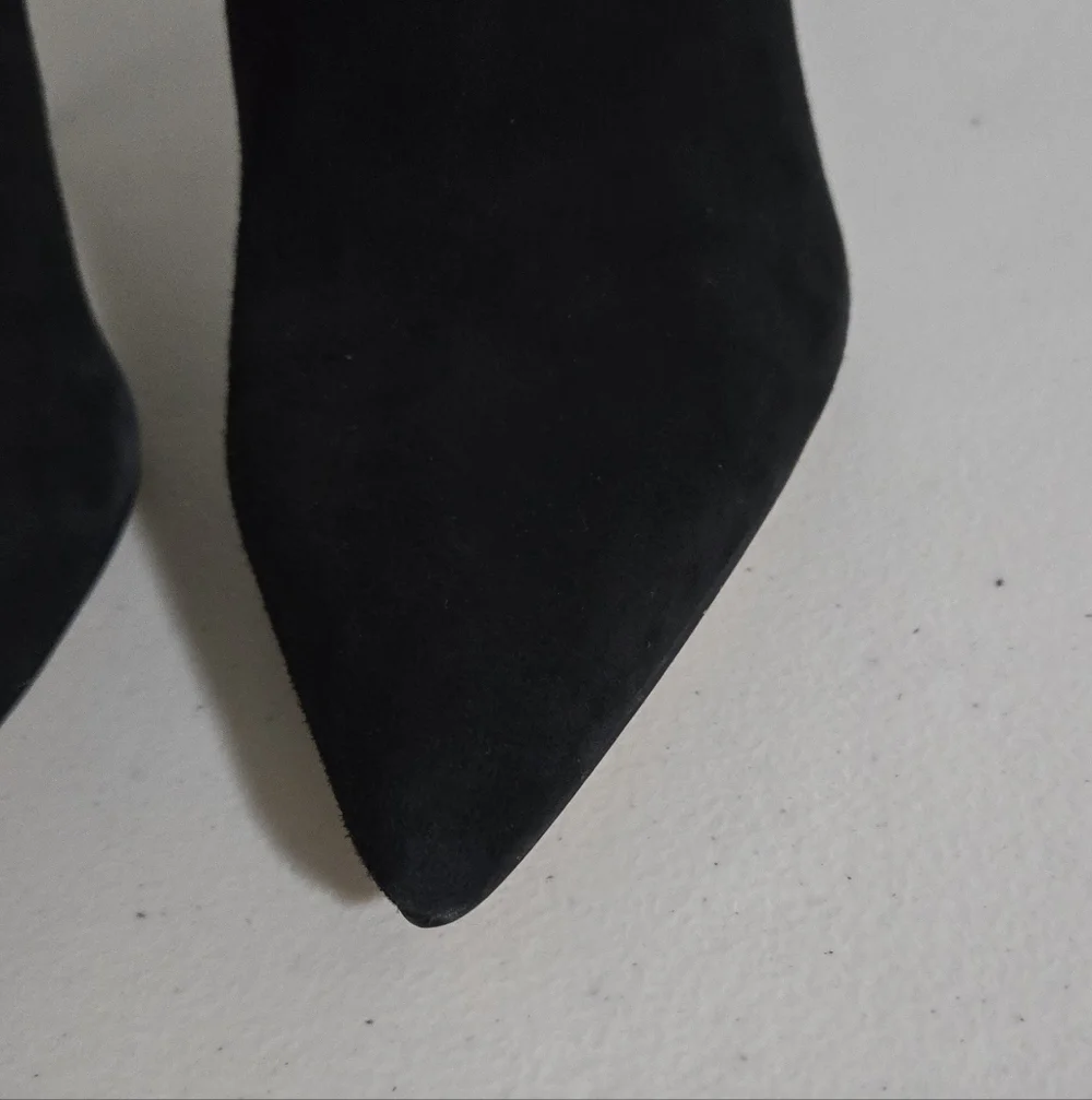 Sam Edelman Black Suede Fiora Ankle Heel Boot Size 7 - Picture 11 of 14